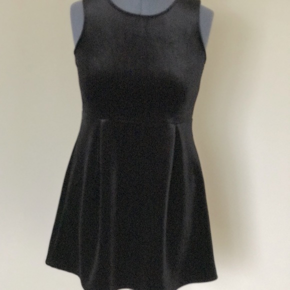 Black Velvet Holiday Dress - Picture 3 of 5